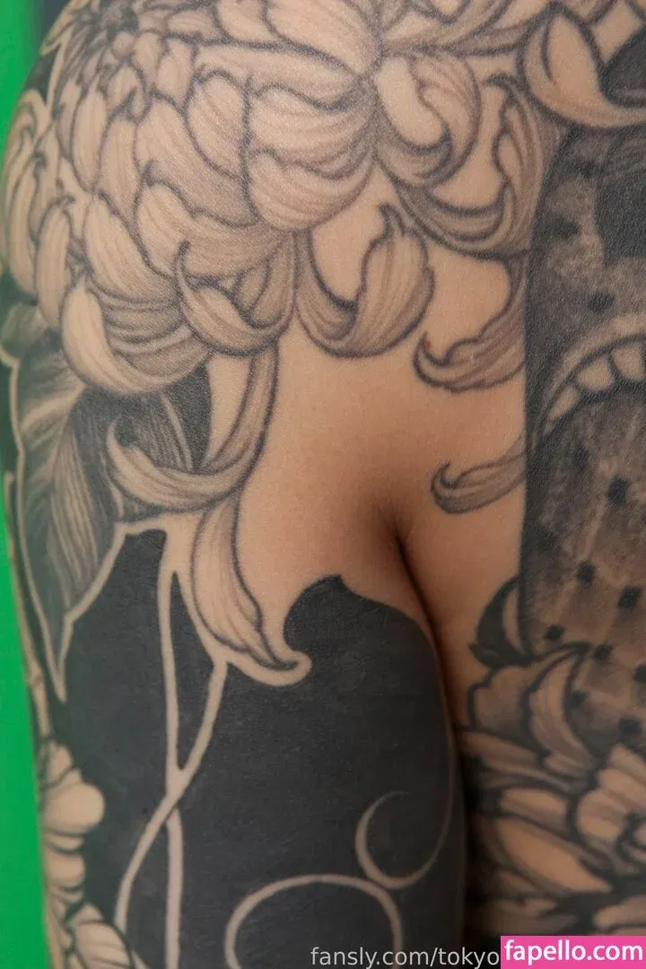 Tokyo Anal Princess / mistresshinako Onlyfans Photo Gallery 