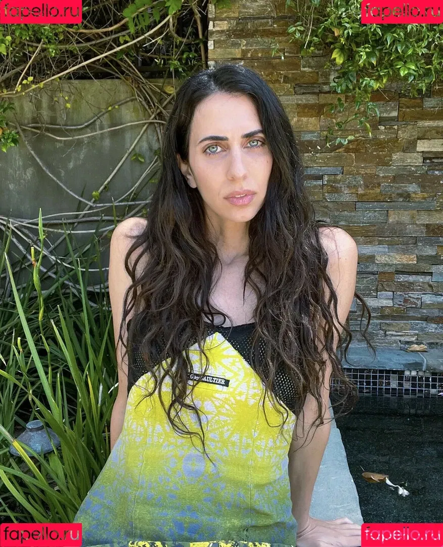 Hila Klein / ethanklein / kleinhila Onlyfans Photo Gallery 