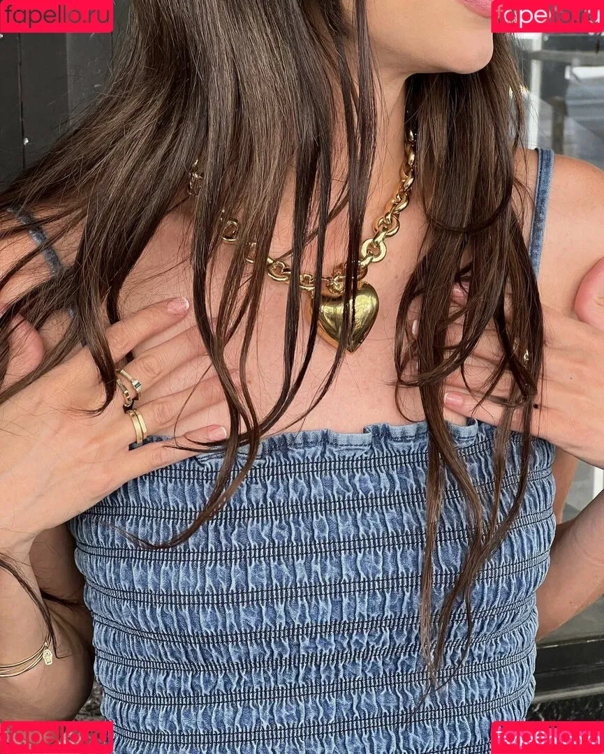 Hila Klein / ethanklein / kleinhila Onlyfans Photo Gallery 