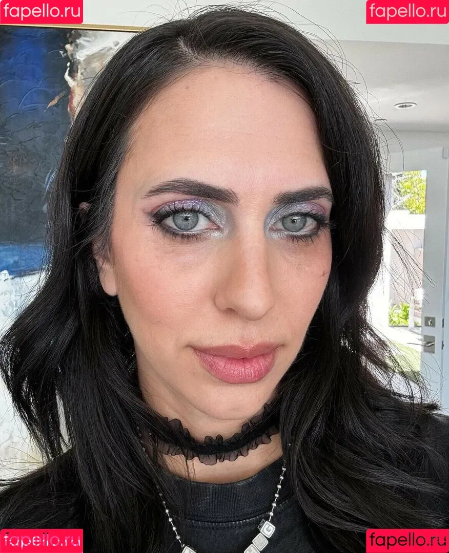 Hila Klein / ethanklein / kleinhila Onlyfans Photo Gallery 