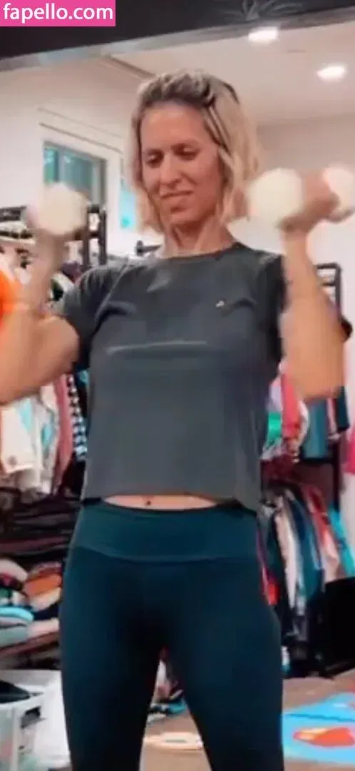 Hila Klein / ethanklein / kleinhila Onlyfans Photo Gallery 