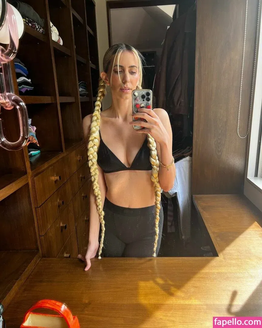 Hila Klein / ethanklein / kleinhila Onlyfans Photo Gallery 