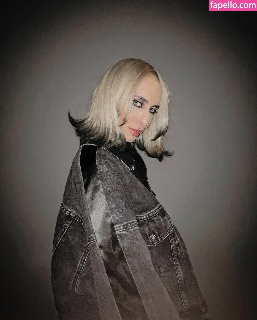 Hila Klein / ethanklein / kleinhila Onlyfans Photo Gallery 