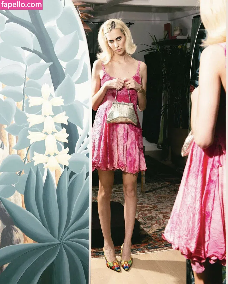 Hila Klein / ethanklein / kleinhila Onlyfans Photo Gallery 