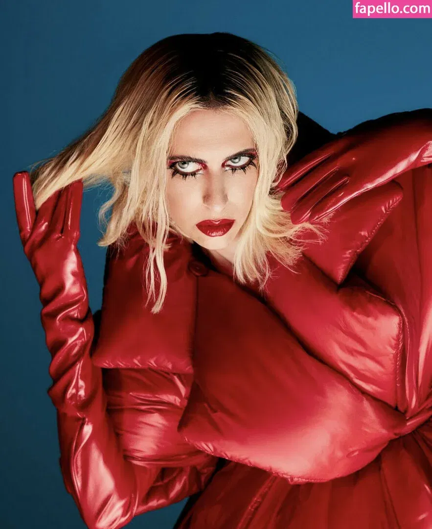 Hila Klein / ethanklein / kleinhila Onlyfans Photo Gallery 