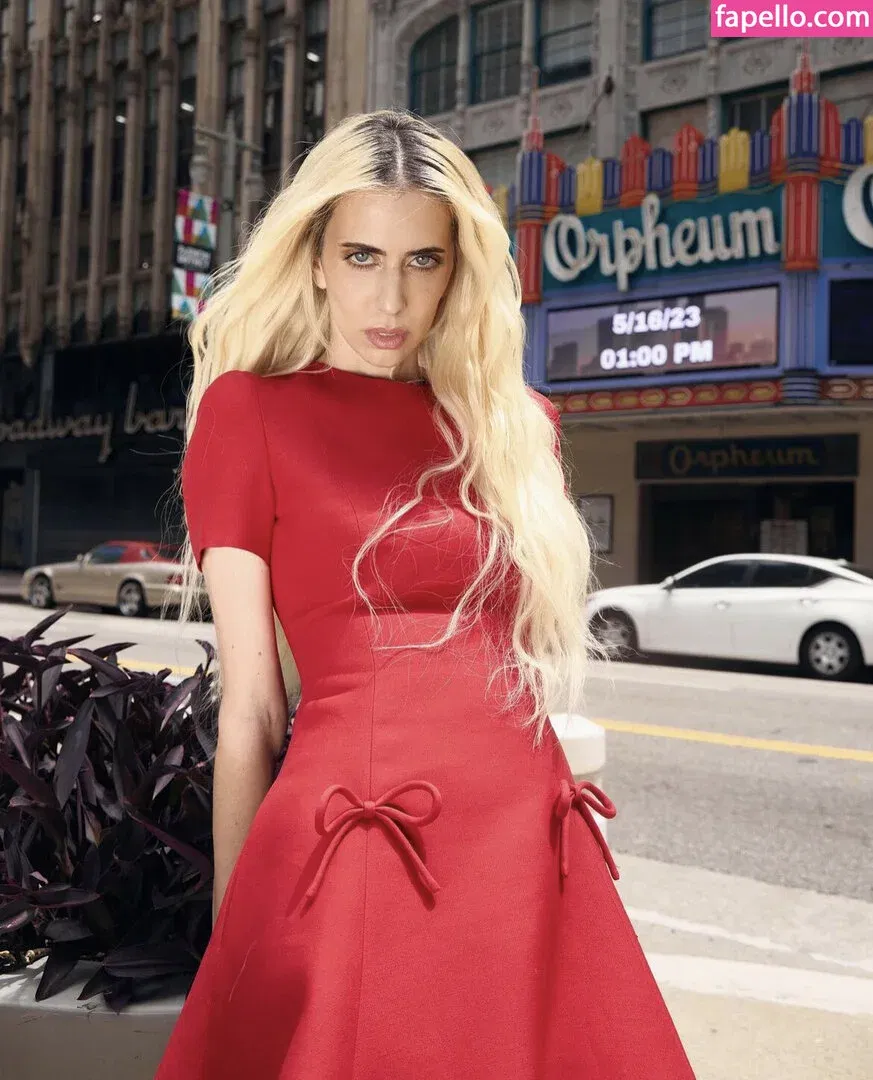 Hila Klein / ethanklein / kleinhila Onlyfans Photo Gallery 