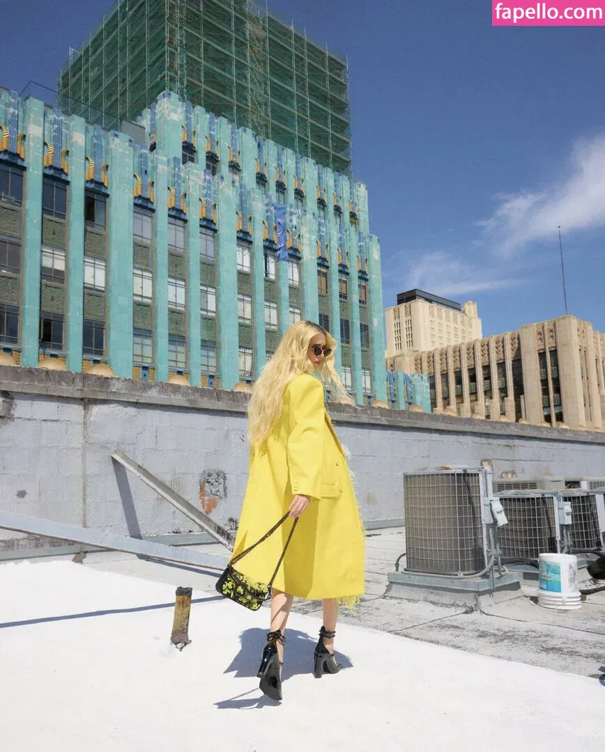 Hila Klein / ethanklein / kleinhila Onlyfans Photo Gallery 