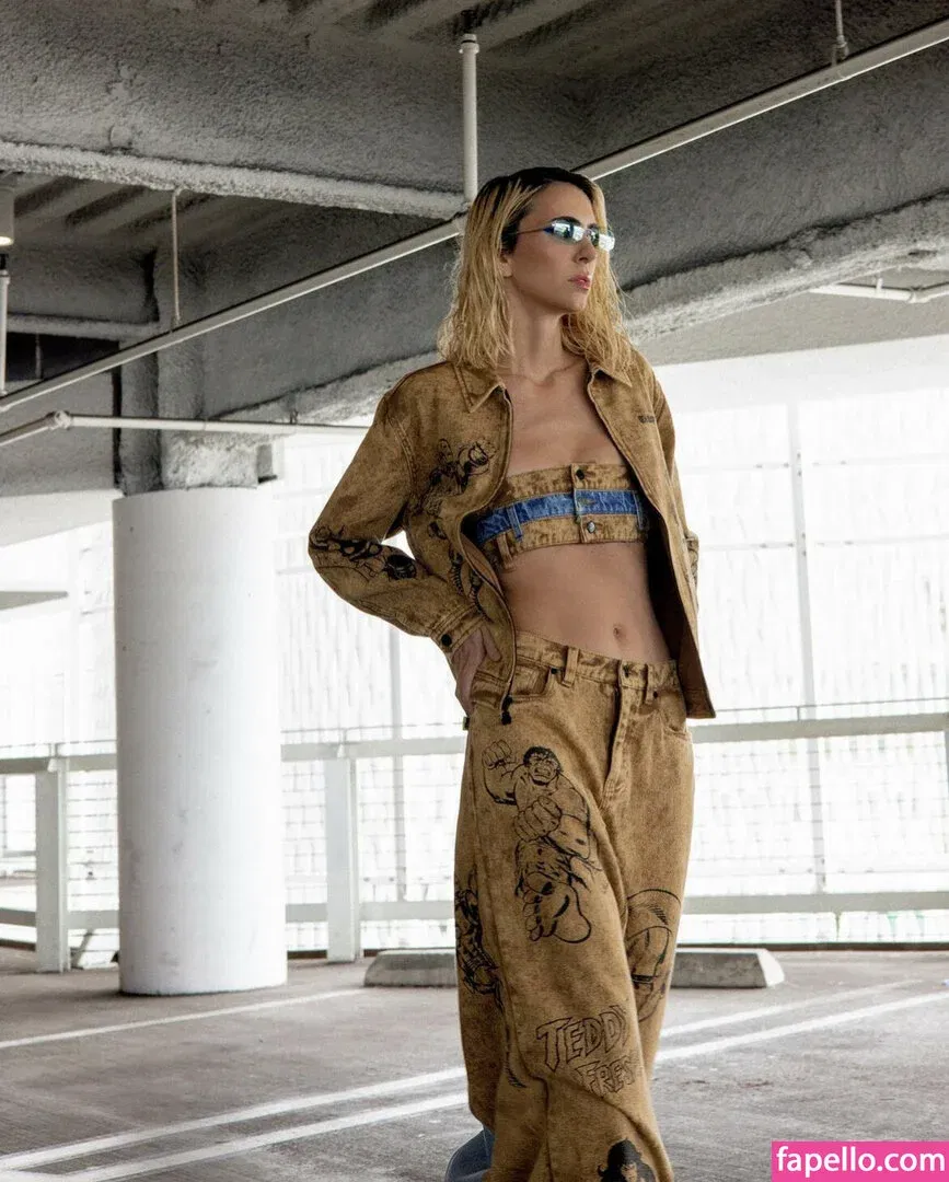 Hila Klein / ethanklein / kleinhila Onlyfans Photo Gallery 