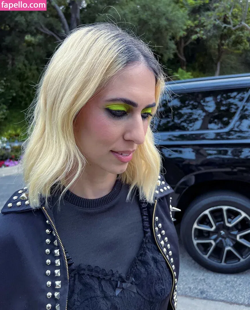 Hila Klein / ethanklein / kleinhila Onlyfans Photo Gallery 