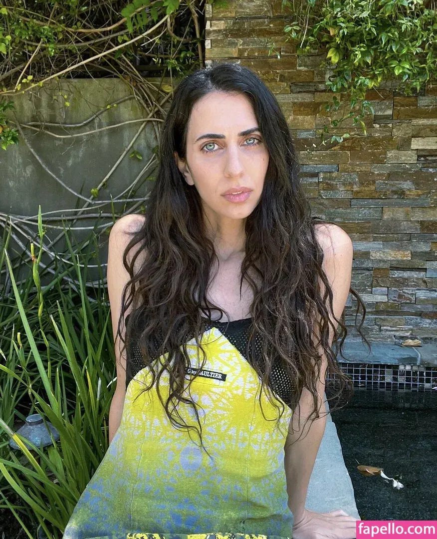 Hila Klein / ethanklein / kleinhila Onlyfans Photo Gallery 