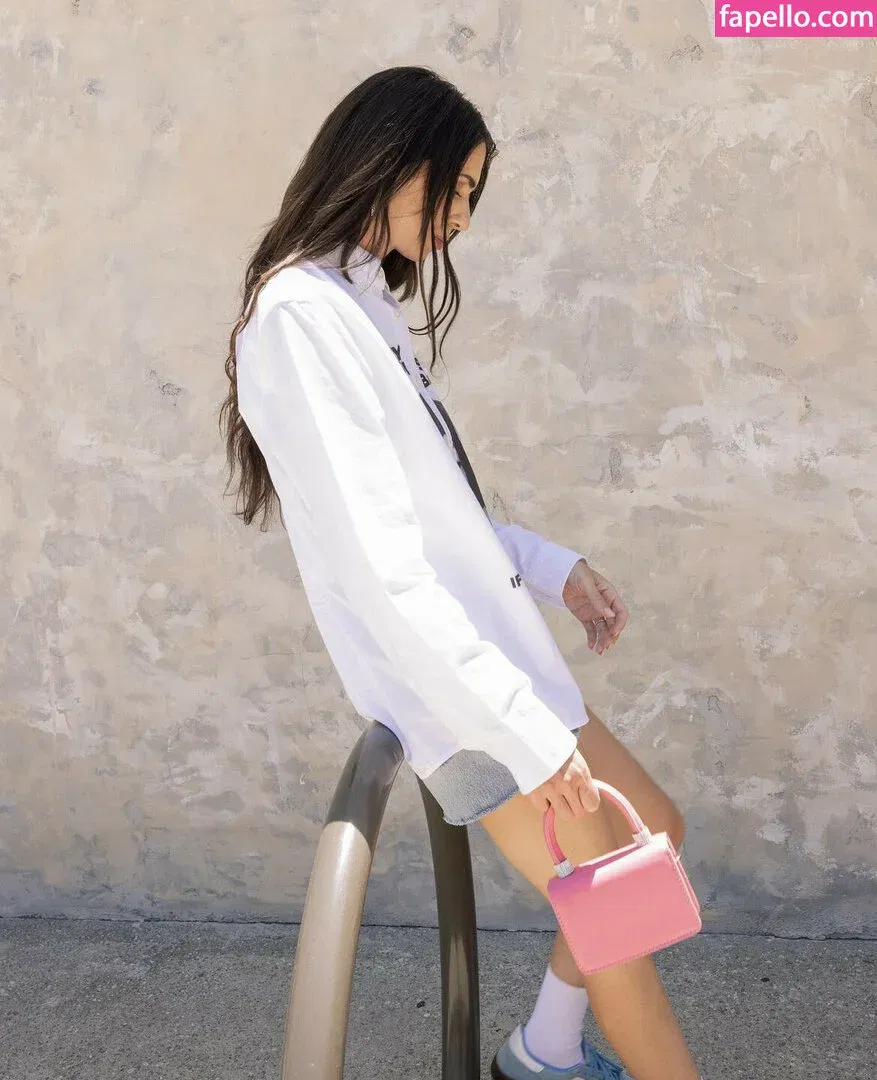 Hila Klein / ethanklein / kleinhila Onlyfans Photo Gallery 