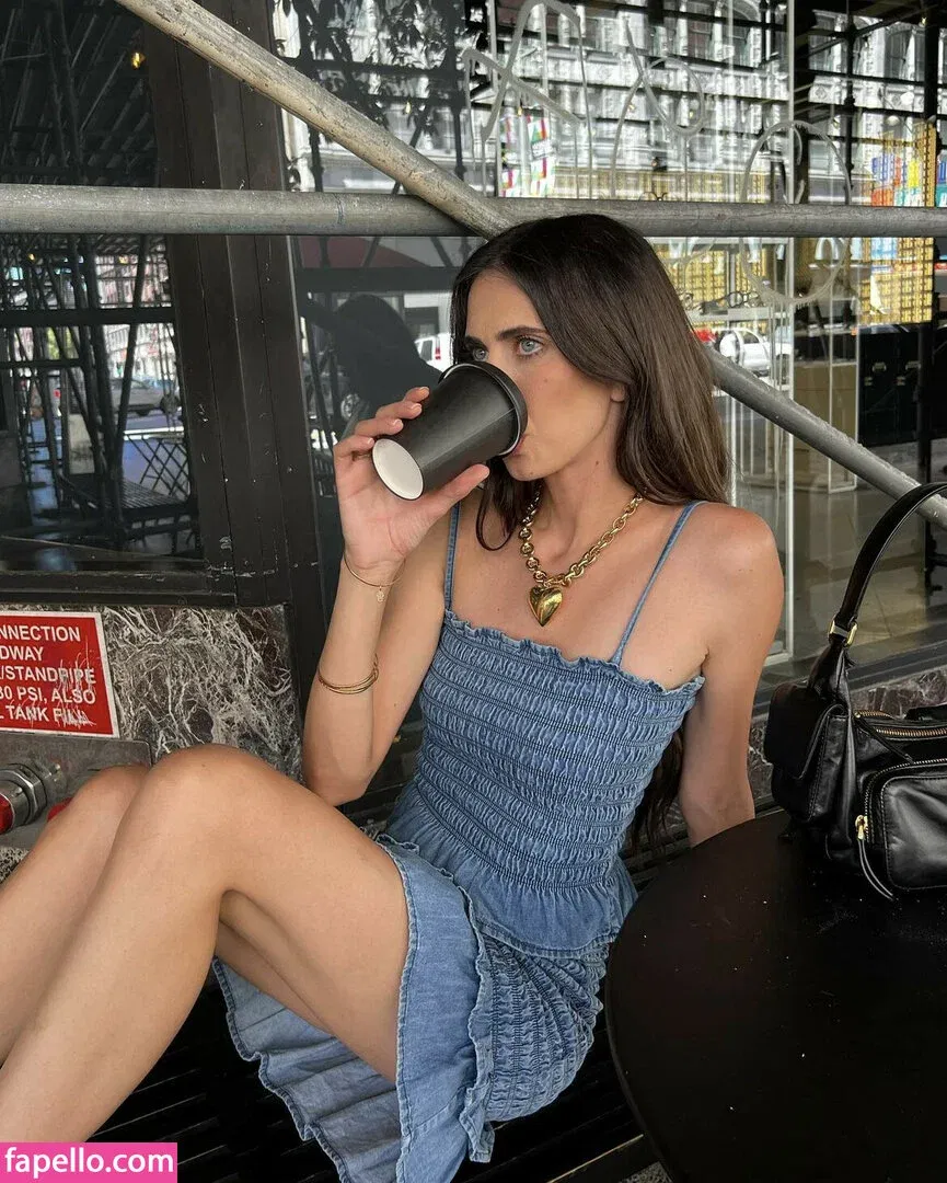 Hila Klein / ethanklein / kleinhila Onlyfans Photo Gallery 