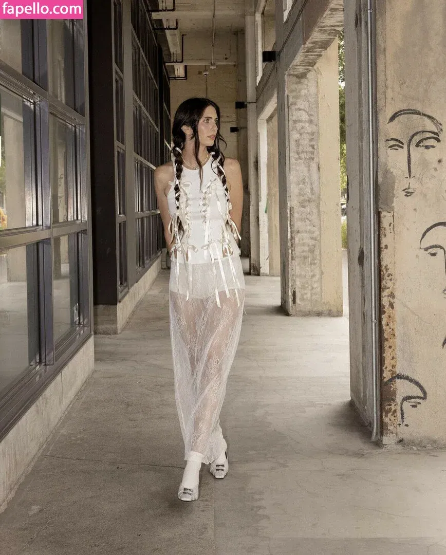 Hila Klein / ethanklein / kleinhila Onlyfans Photo Gallery 