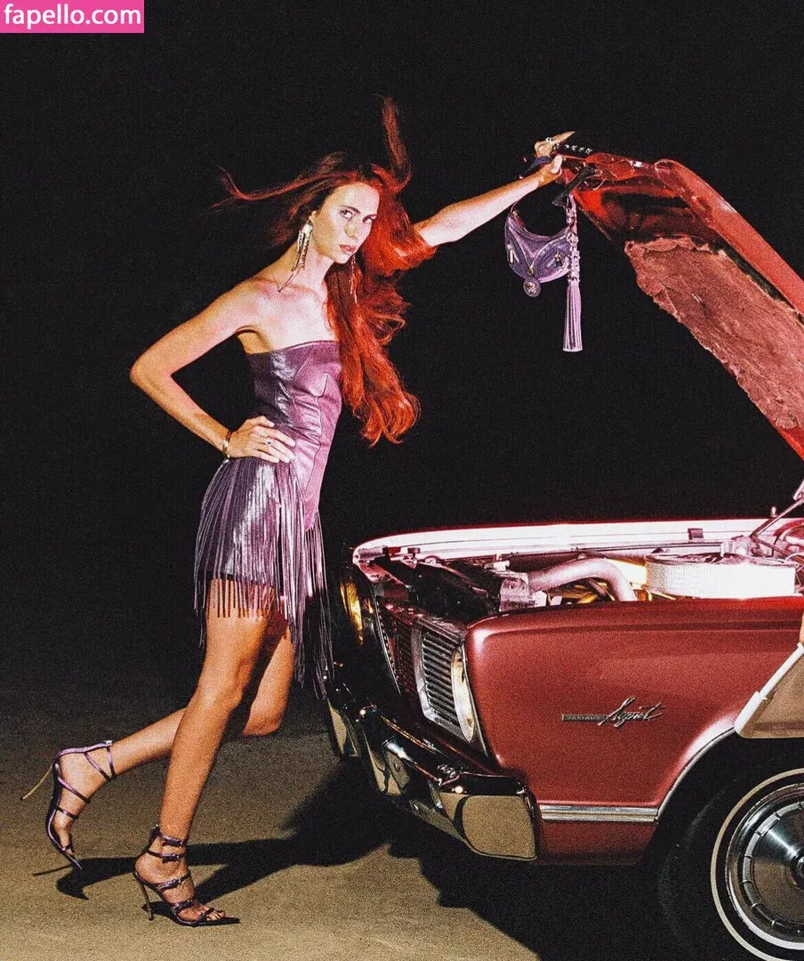 Hila Klein / ethanklein / kleinhila Onlyfans Photo Gallery 