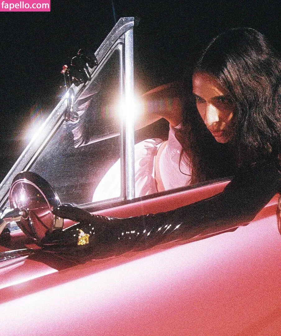 Hila Klein / ethanklein / kleinhila Onlyfans Photo Gallery 