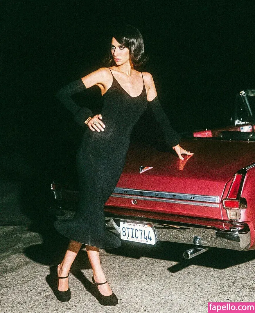 Hila Klein / ethanklein / kleinhila Onlyfans Photo Gallery 