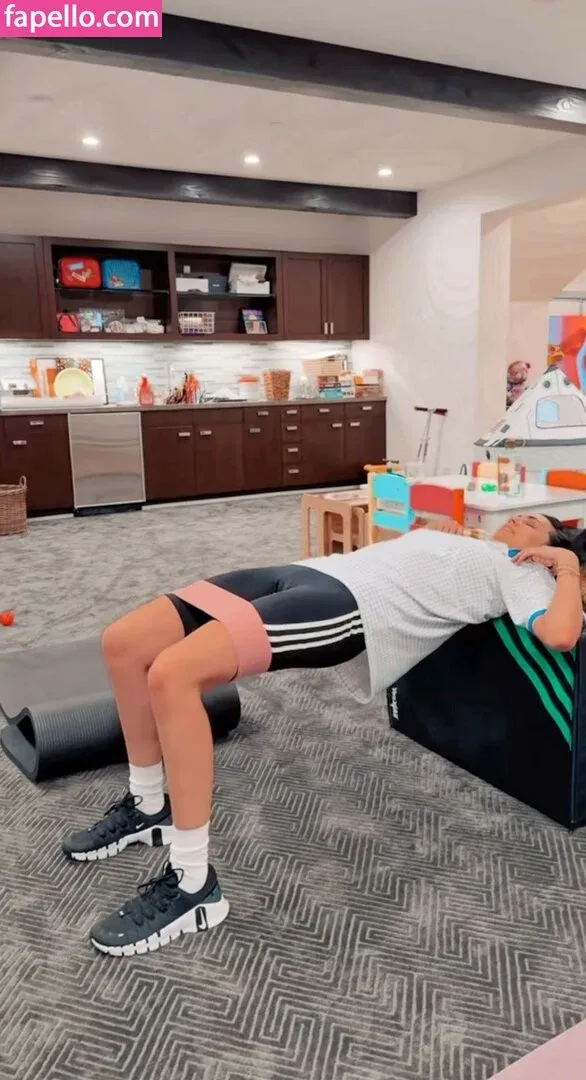 Hila Klein / ethanklein / kleinhila Onlyfans Photo Gallery 