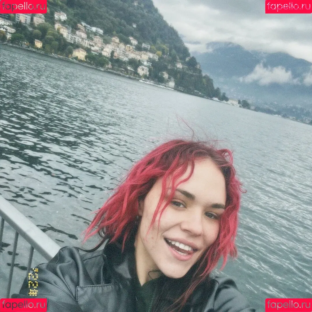 Taylor Upsahl / Upsahl / UpsahlMusic / belgianruse Onlyfans Photo Gallery 