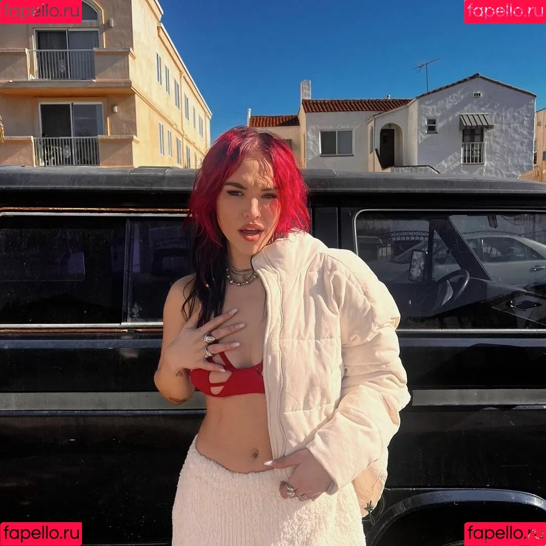 Taylor Upsahl / Upsahl / UpsahlMusic / belgianruse Onlyfans Photo Gallery 