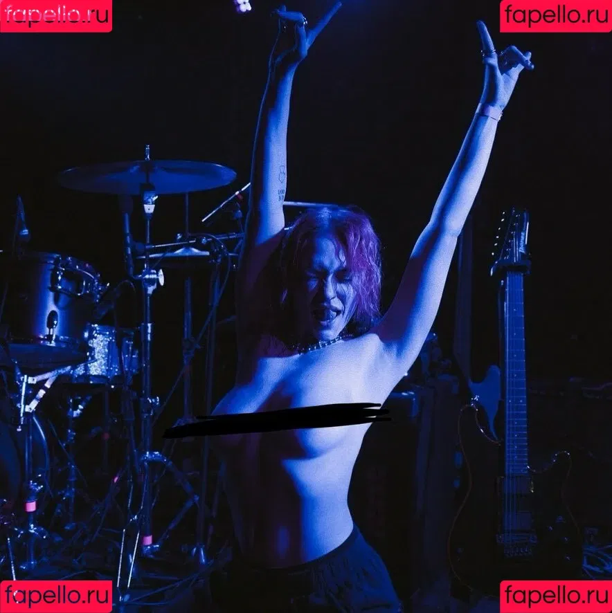 Taylor Upsahl / Upsahl / UpsahlMusic / belgianruse Onlyfans Photo Gallery 