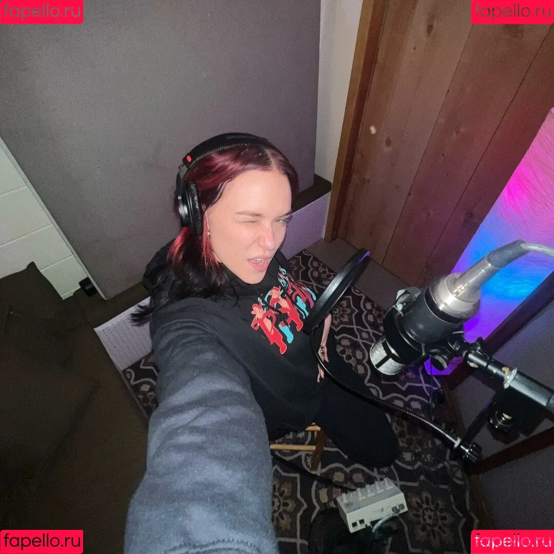 Taylor Upsahl / Upsahl / UpsahlMusic / belgianruse Onlyfans Photo Gallery 