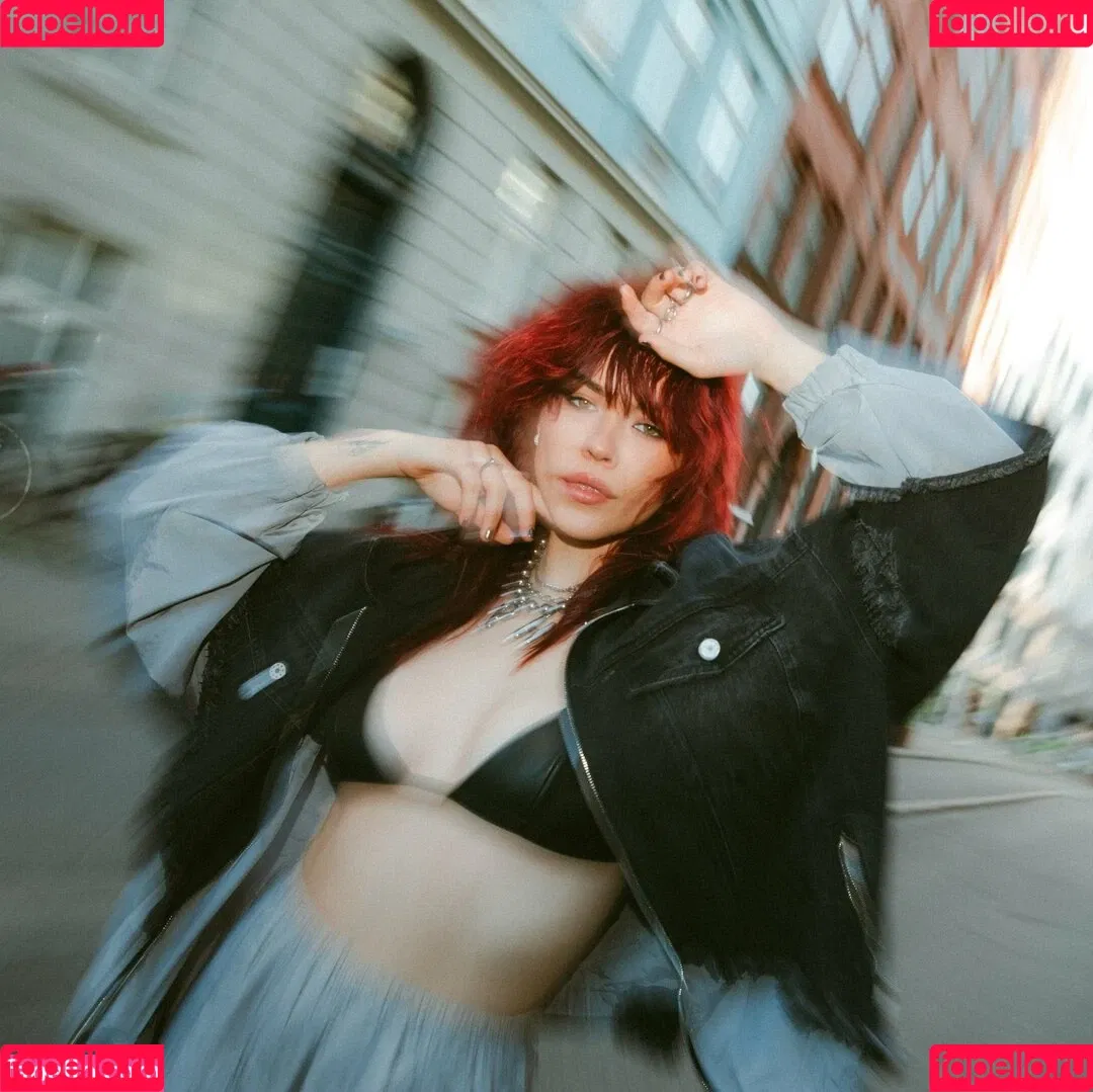 Taylor Upsahl / Upsahl / UpsahlMusic / belgianruse Onlyfans Photo Gallery 