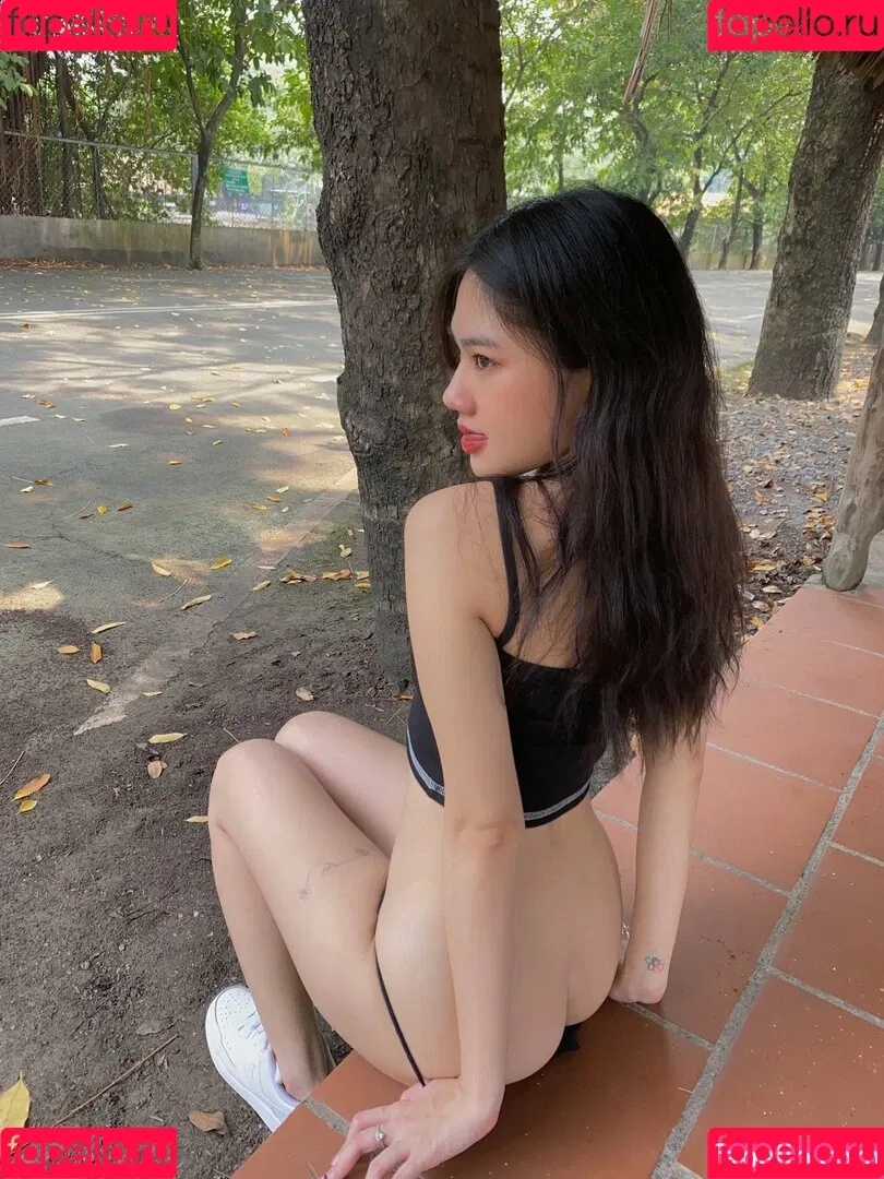 Thanh Nhen / https: / nhennhensohott / th.nhen Onlyfans Photo Gallery 
