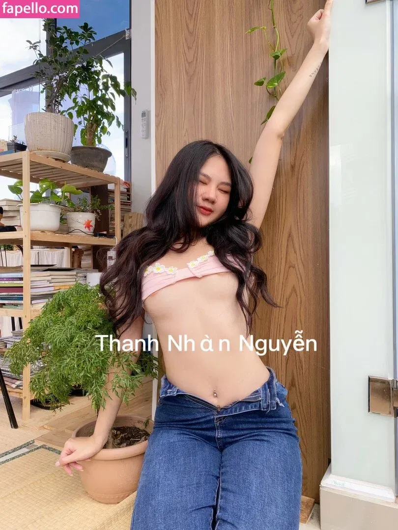 Thanh Nhen / https: / nhennhensohott / th.nhen Onlyfans Photo Gallery 