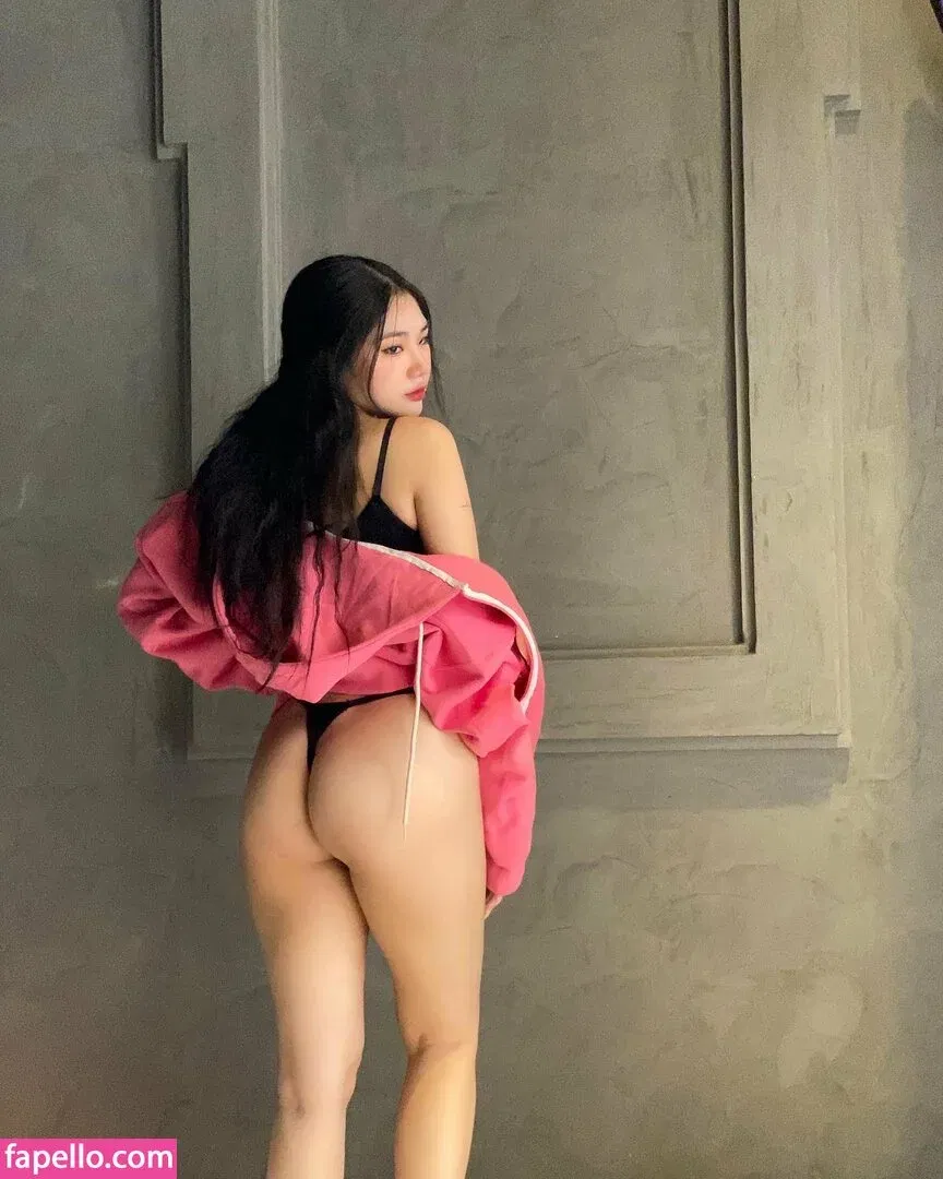 Thanh Nhen / https: / nhennhensohott / th.nhen Onlyfans Photo Gallery 