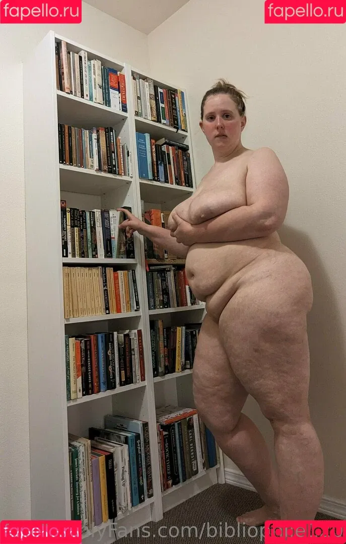 bibliophile120 / bibliophile121 / bibliophile_120 Onlyfans Photo Gallery 