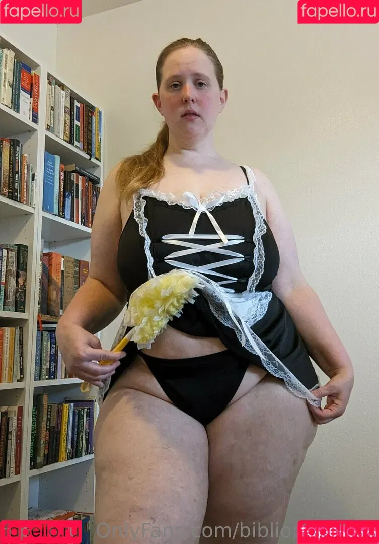 bibliophile120 / bibliophile121 / bibliophile_120 Onlyfans Photo Gallery 