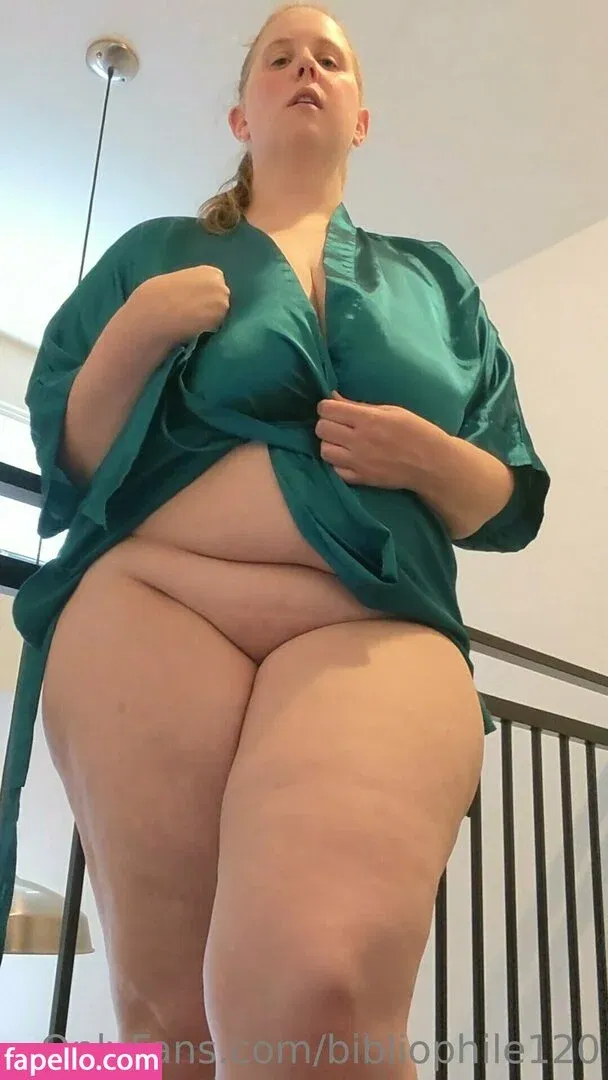 bibliophile120 / bibliophile121 / bibliophile_120 Onlyfans Photo Gallery 