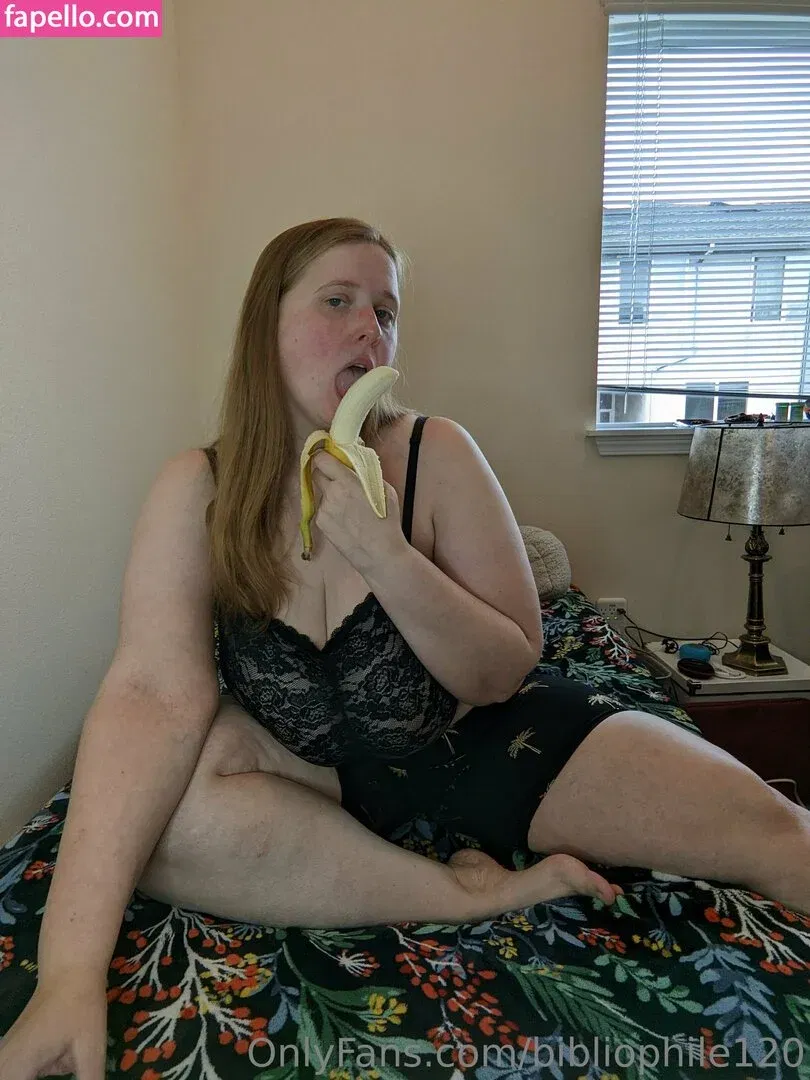 bibliophile120 / bibliophile121 / bibliophile_120 Onlyfans Photo Gallery 