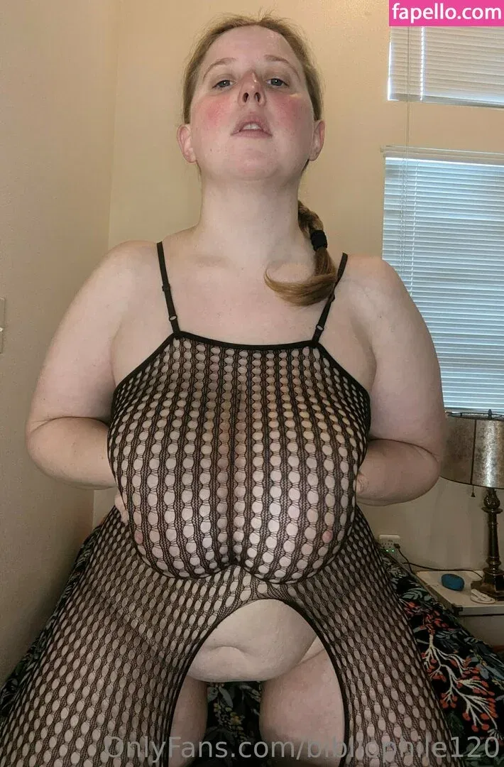 bibliophile120 / bibliophile121 / bibliophile_120 Onlyfans Photo Gallery 