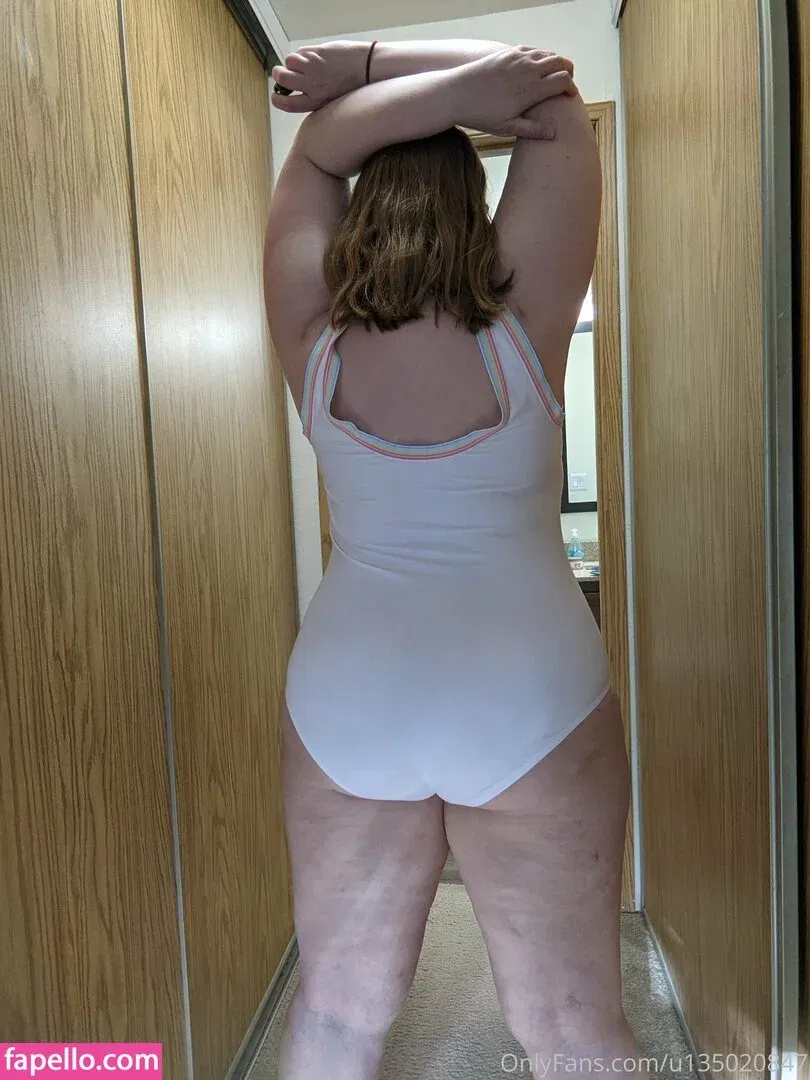 bibliophile120 / bibliophile121 / bibliophile_120 Onlyfans Photo Gallery 