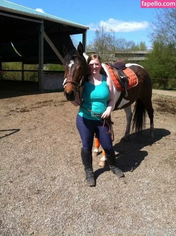 bibliophile120 / bibliophile121 / bibliophile_120 Onlyfans Photo Gallery 