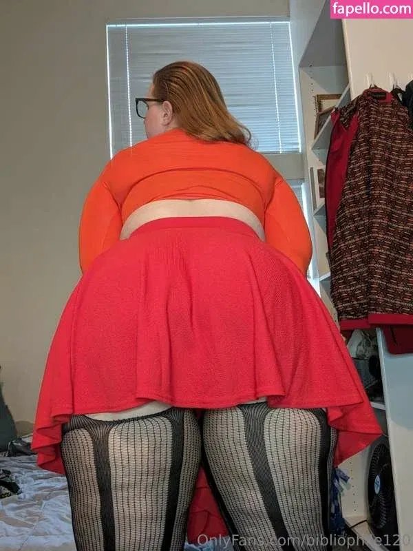 bibliophile120 / bibliophile121 / bibliophile_120 Onlyfans Photo Gallery 