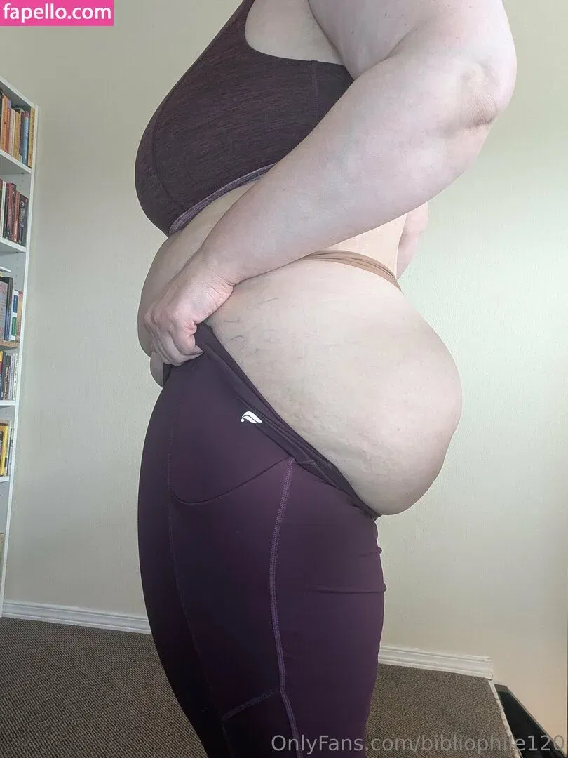 bibliophile120 / bibliophile121 / bibliophile_120 Onlyfans Photo Gallery 