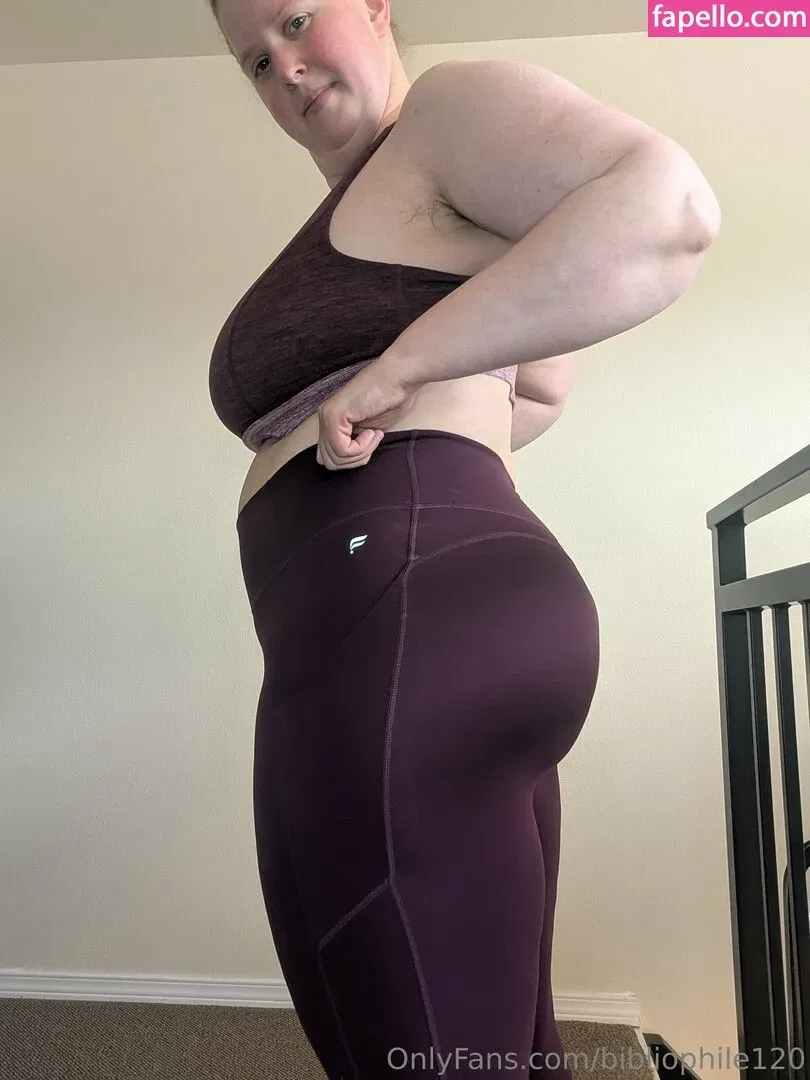 bibliophile120 / bibliophile121 / bibliophile_120 Onlyfans Photo Gallery 