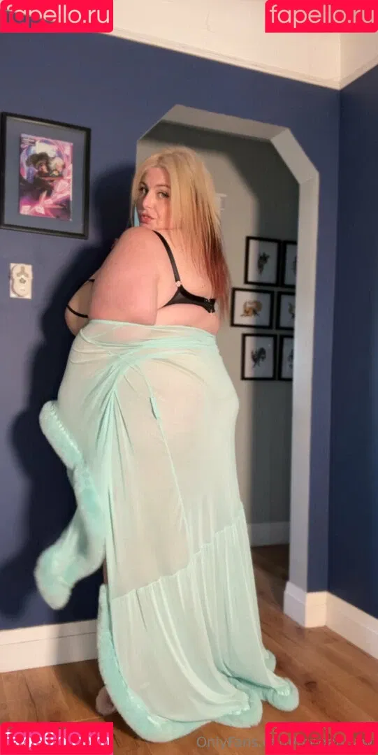 megandaw / megdaw_ Onlyfans Photo Gallery 