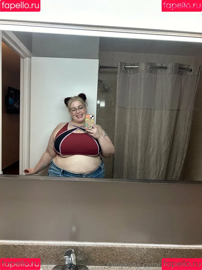 megandaw / megdaw_ Onlyfans Photo Gallery 