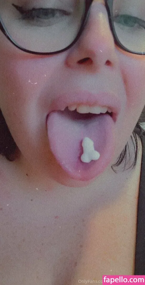 megandaw / megdaw_ Onlyfans Photo Gallery 