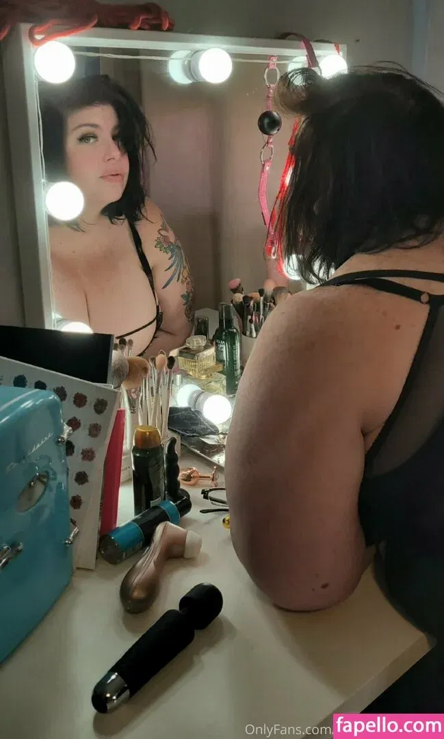 megandaw / megdaw_ Onlyfans Photo Gallery 