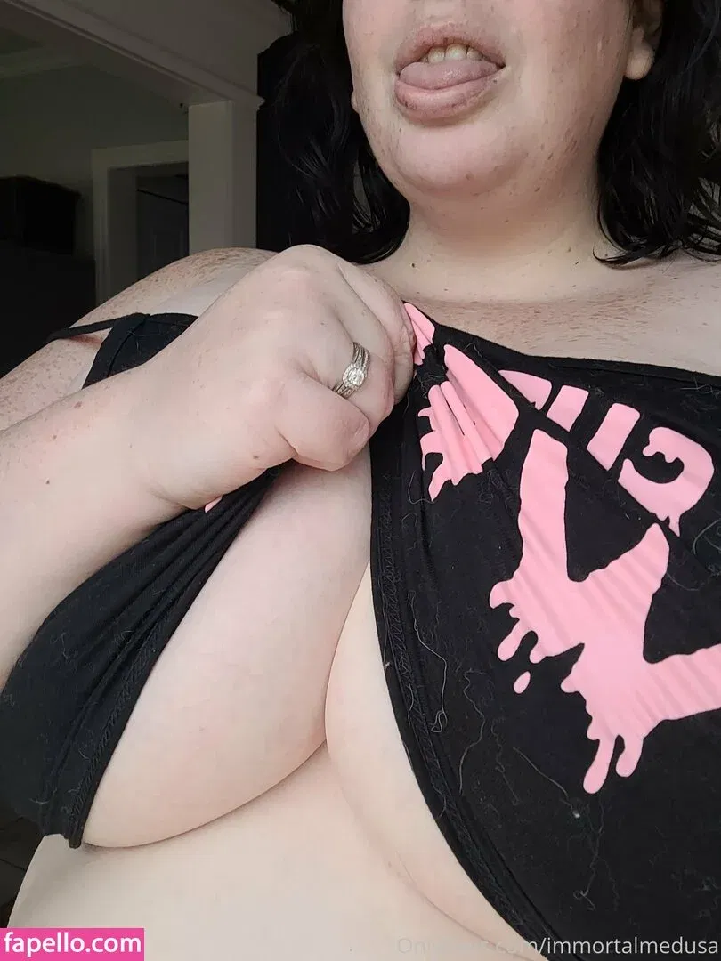 megandaw / megdaw_ Onlyfans Photo Gallery 