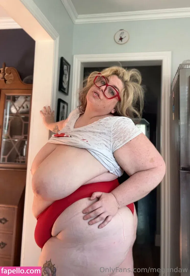 megandaw / megdaw_ Onlyfans Photo Gallery 