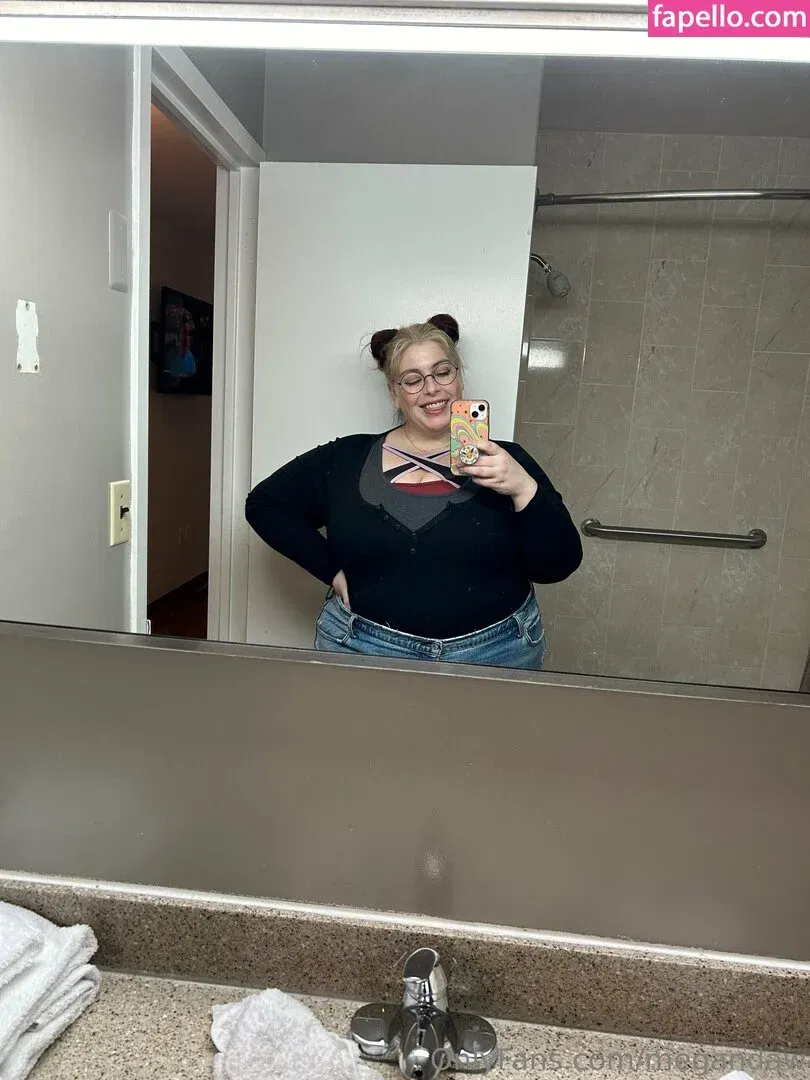 megandaw / megdaw_ Onlyfans Photo Gallery 