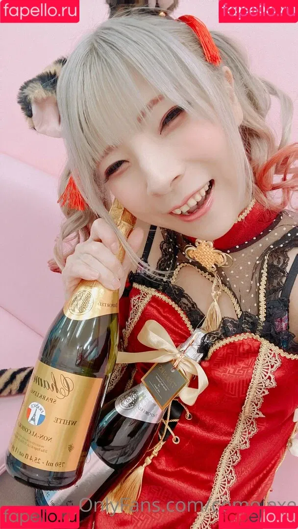 Comonun / como.exe / hitori.exe Onlyfans Photo Gallery 