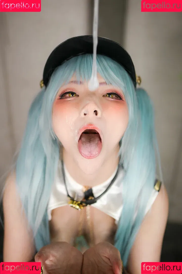 Comonun / como.exe / hitori.exe Onlyfans Photo Gallery 