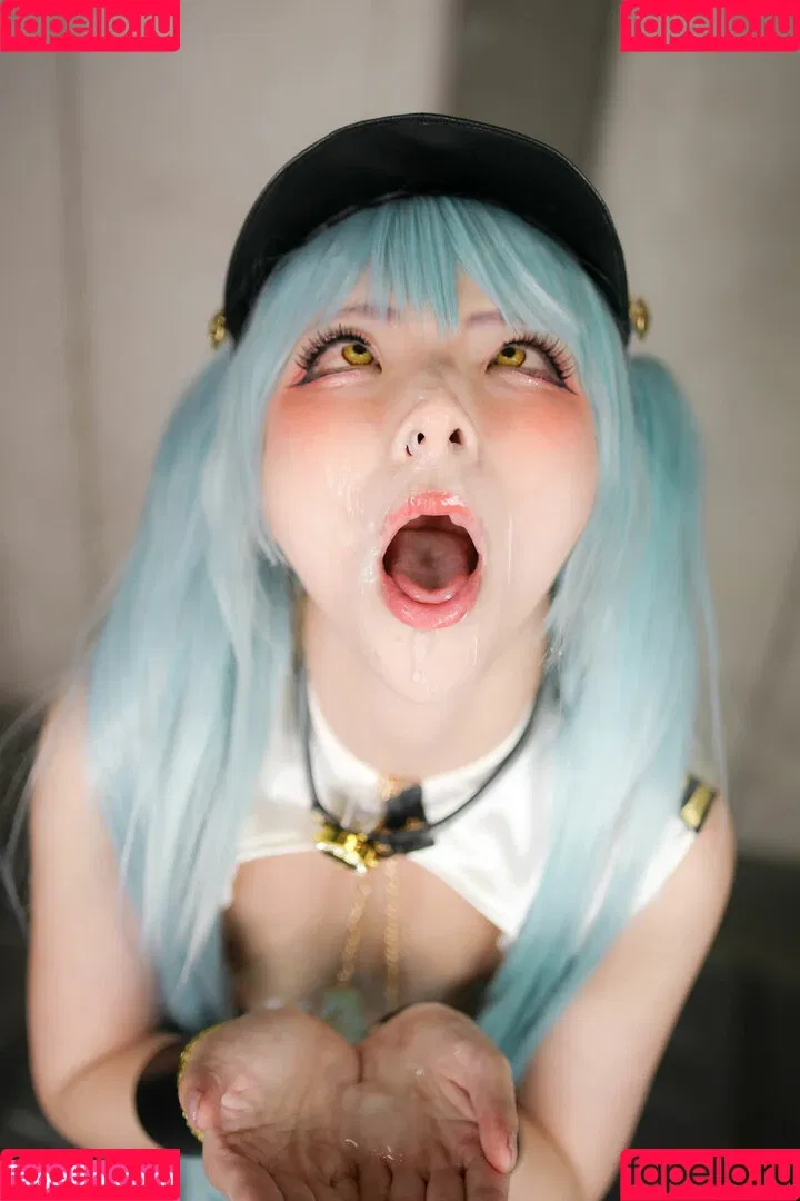 Comonun / como.exe / hitori.exe Onlyfans Photo Gallery 