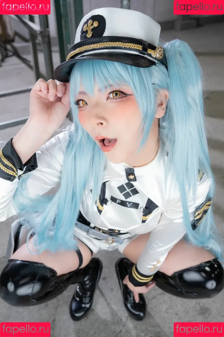 Comonun / como.exe / hitori.exe Onlyfans Photo Gallery 
